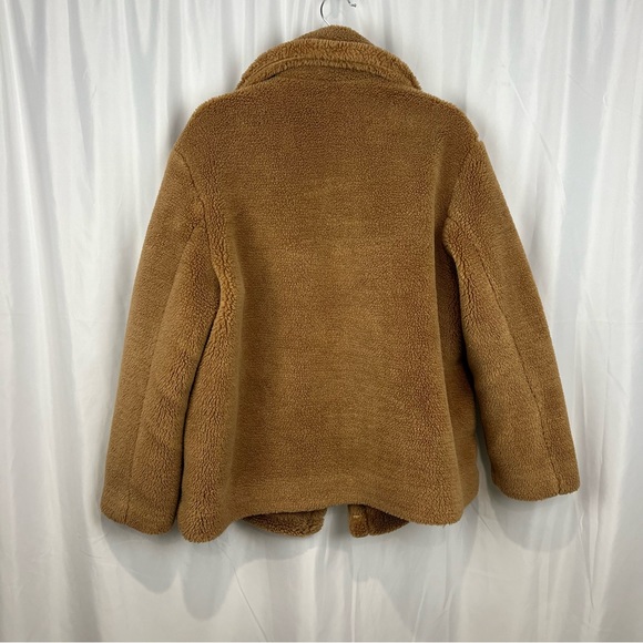 Banana Republic Faux Fur Teddy Coat. NWT - Picture 10 of 11